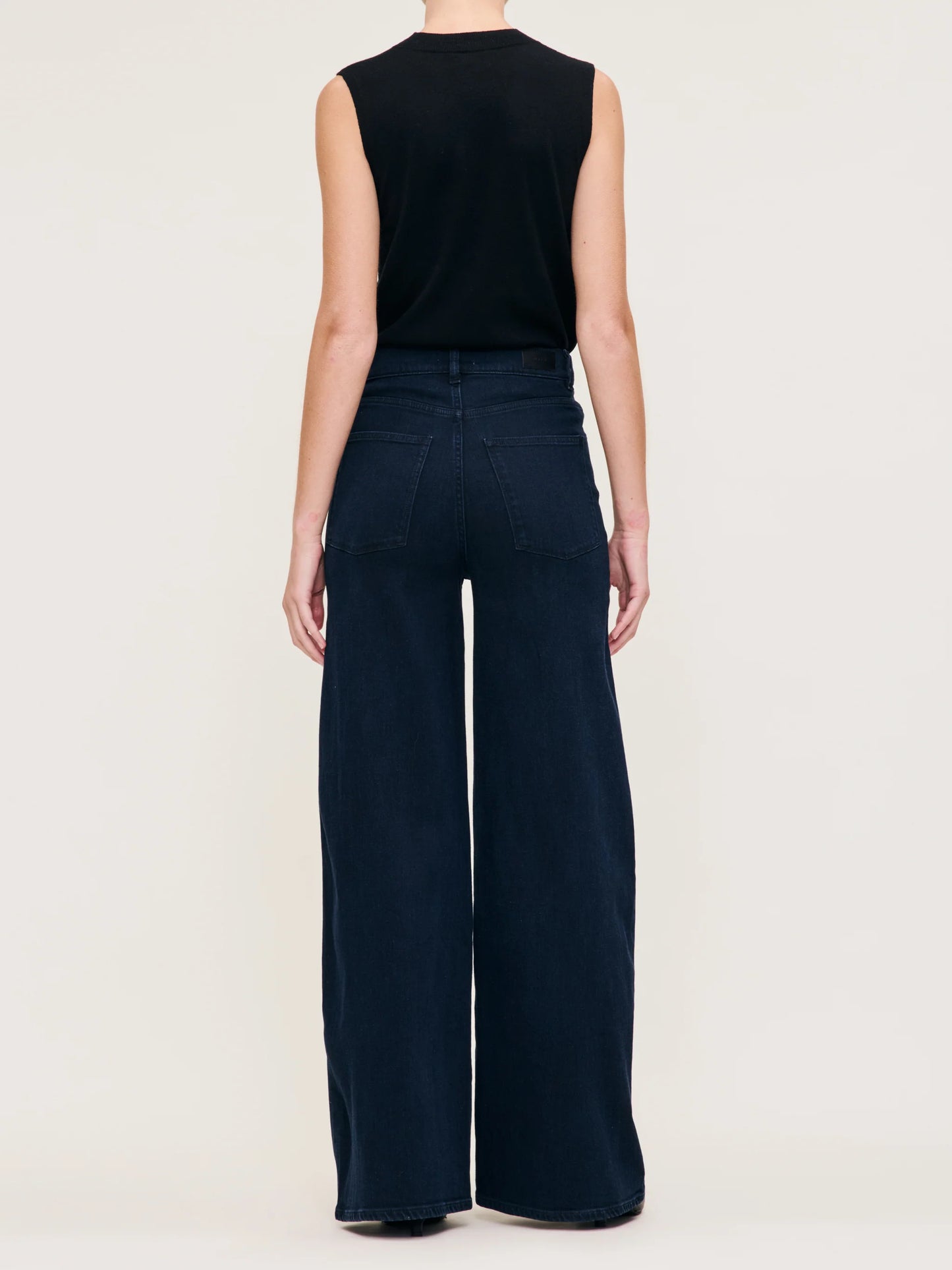 DL1961 | Jean "HEPBURN" - Flatiron