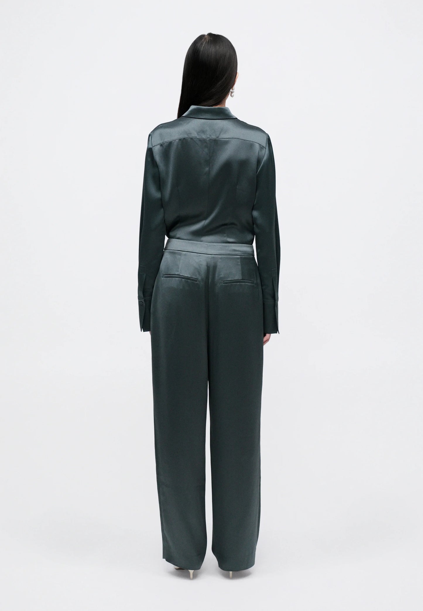 Tiger of Sweden |  Pantalon droit en satin ''Inga'' - Armée pétrole