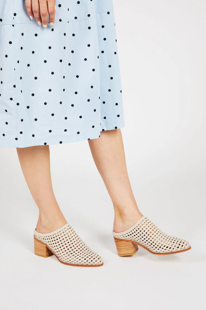 "INTENTIONALLY | Mules "CAPS" - Beige