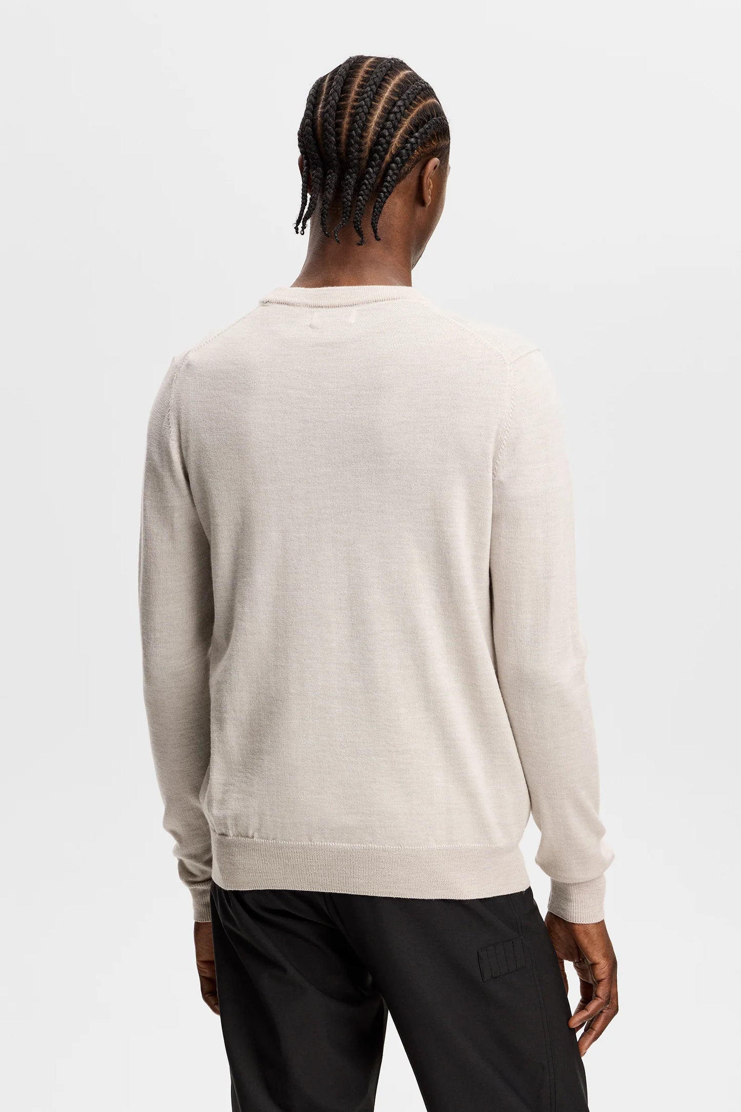 Le pull à col rond ''Keane'' en laine mérinos - blanc cassé