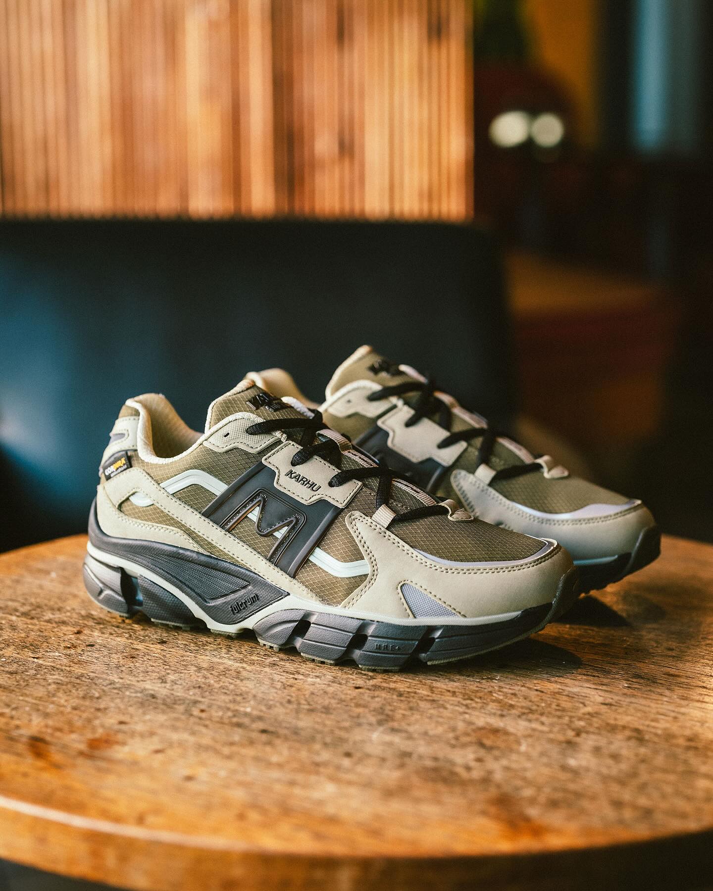 Karhu | Les baskets ''Super Fulcrum'' CORDURA® - Hêtre / Noir