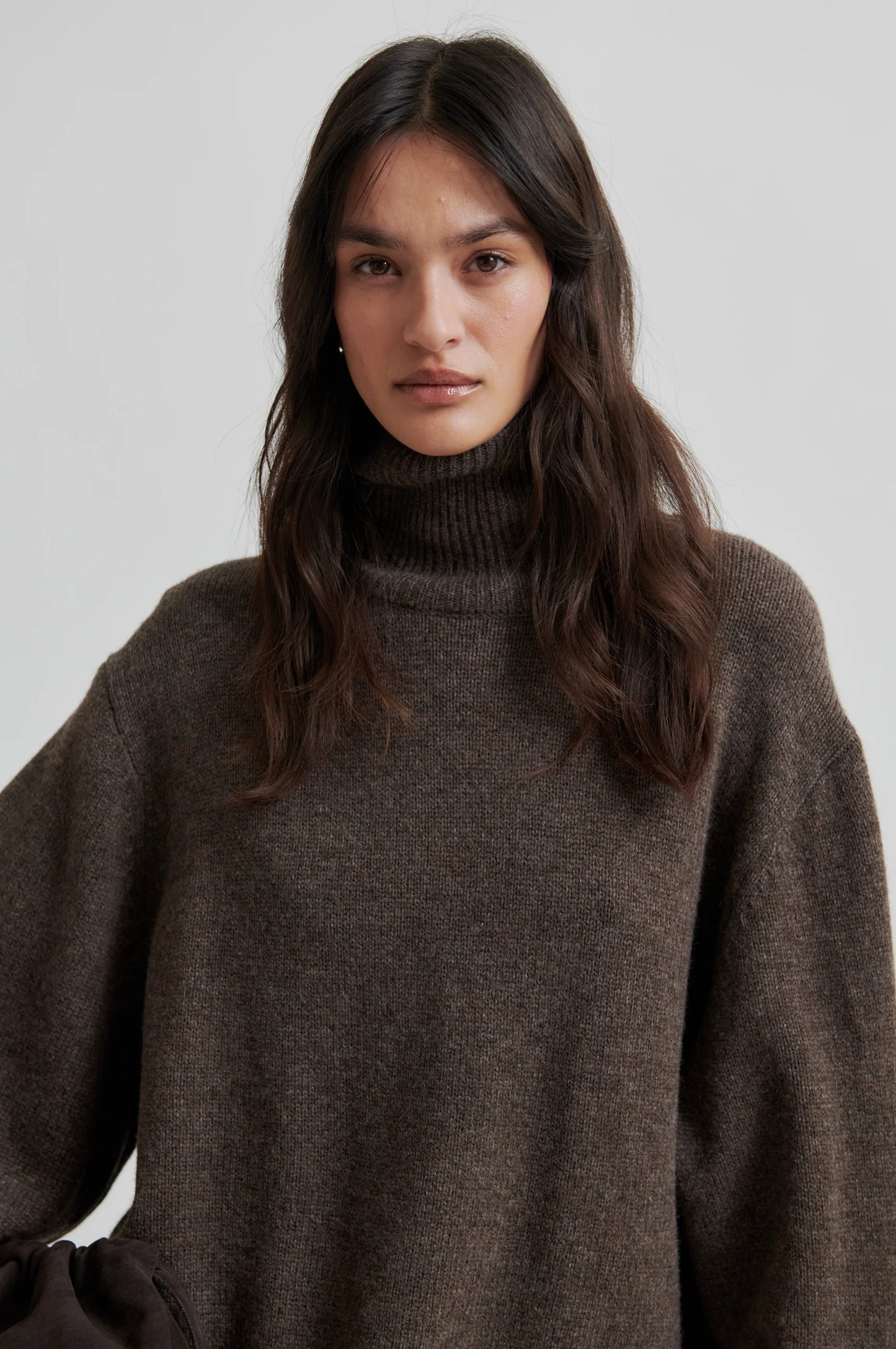 Second Female | Le pull à col roulé ample Alpha - Marron
