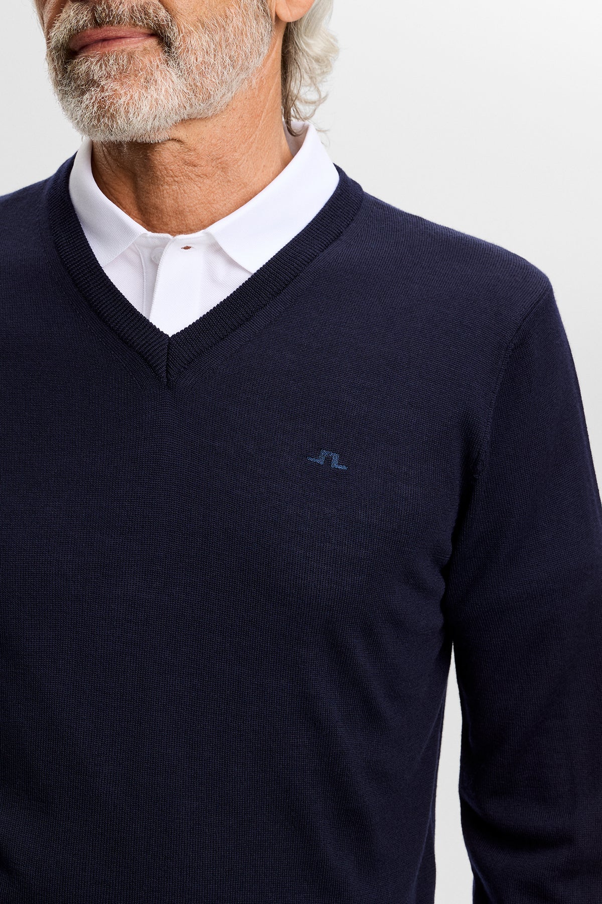 J.Lindeberg | Pull à col en V en maille fine - Blue Marine