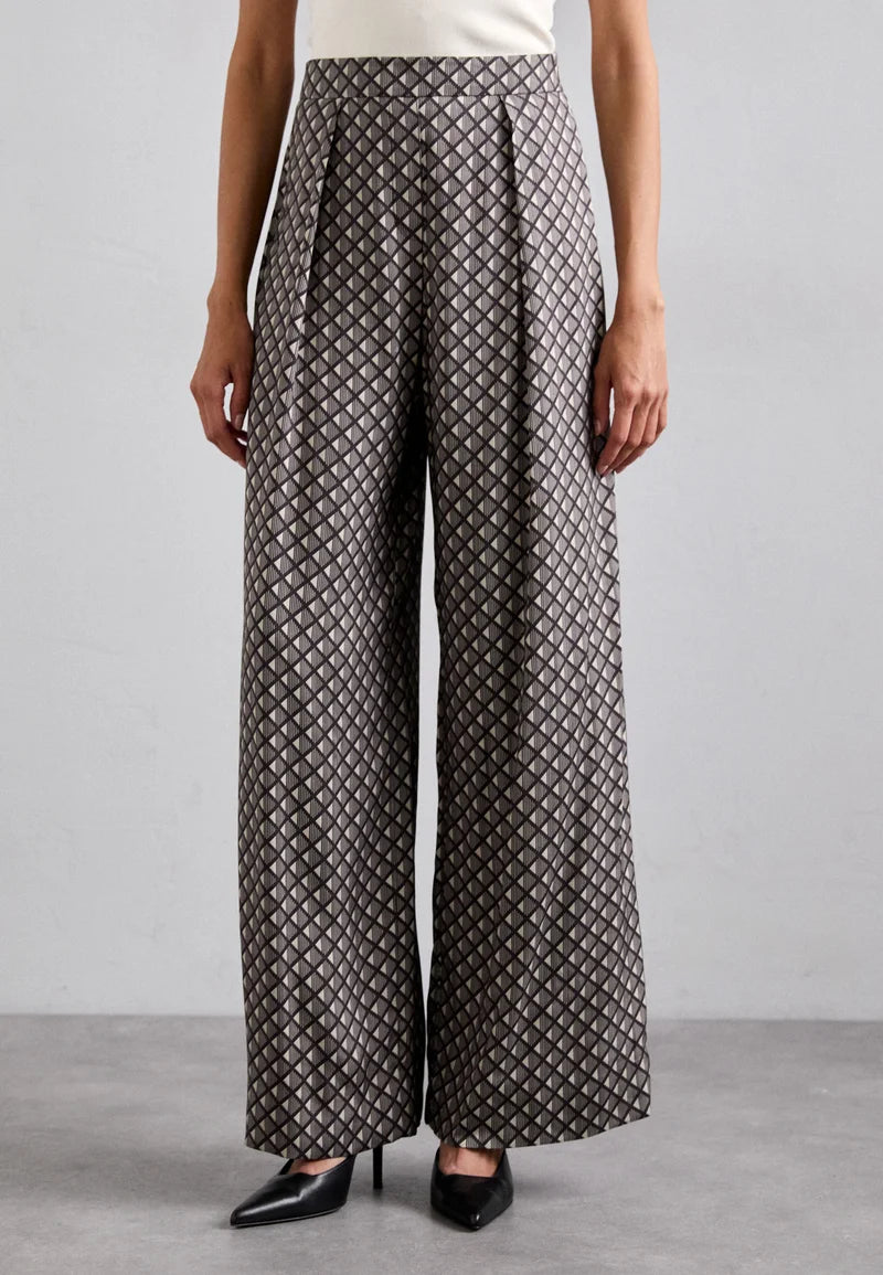 Tiger of Sweden | Pantalon drapé imprimé ''Cora'' - marron foncé/blanc cassé