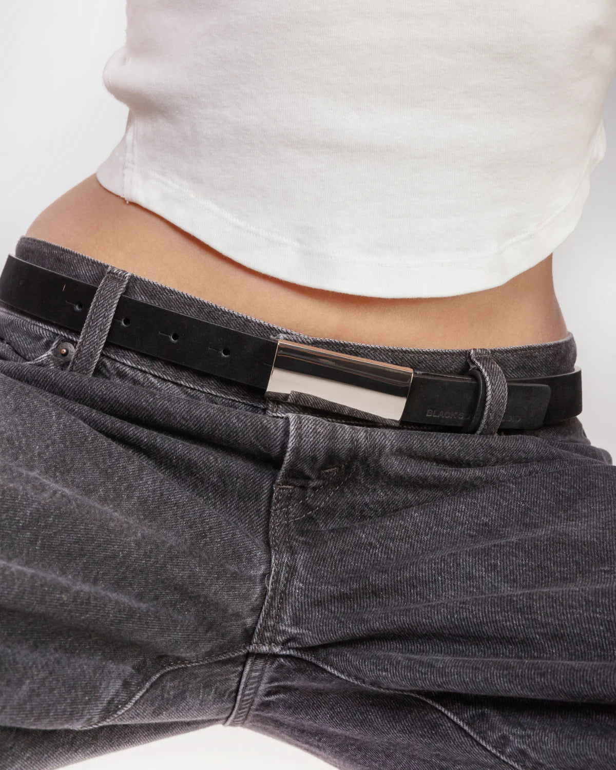 Black Suede Studio | Ceinture en cuir "City Belt" - Noir et Argent