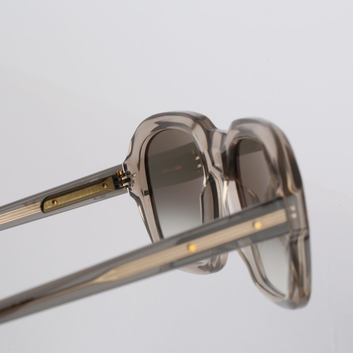 Steve McQueen Eyewear | Les lunettes de soleil ''BANKABLE'' - Champagne Cristal