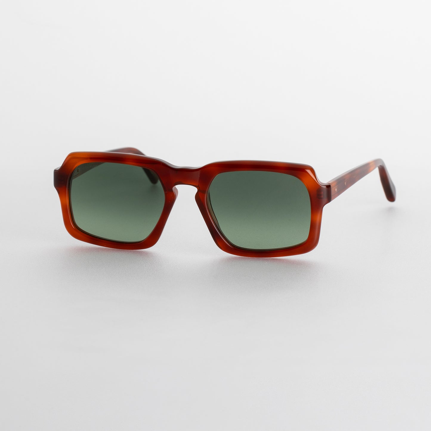 Steve McQueen Eyewear | Les lunettes de soleil ''BRENTWOOD'' - Tortoise clair