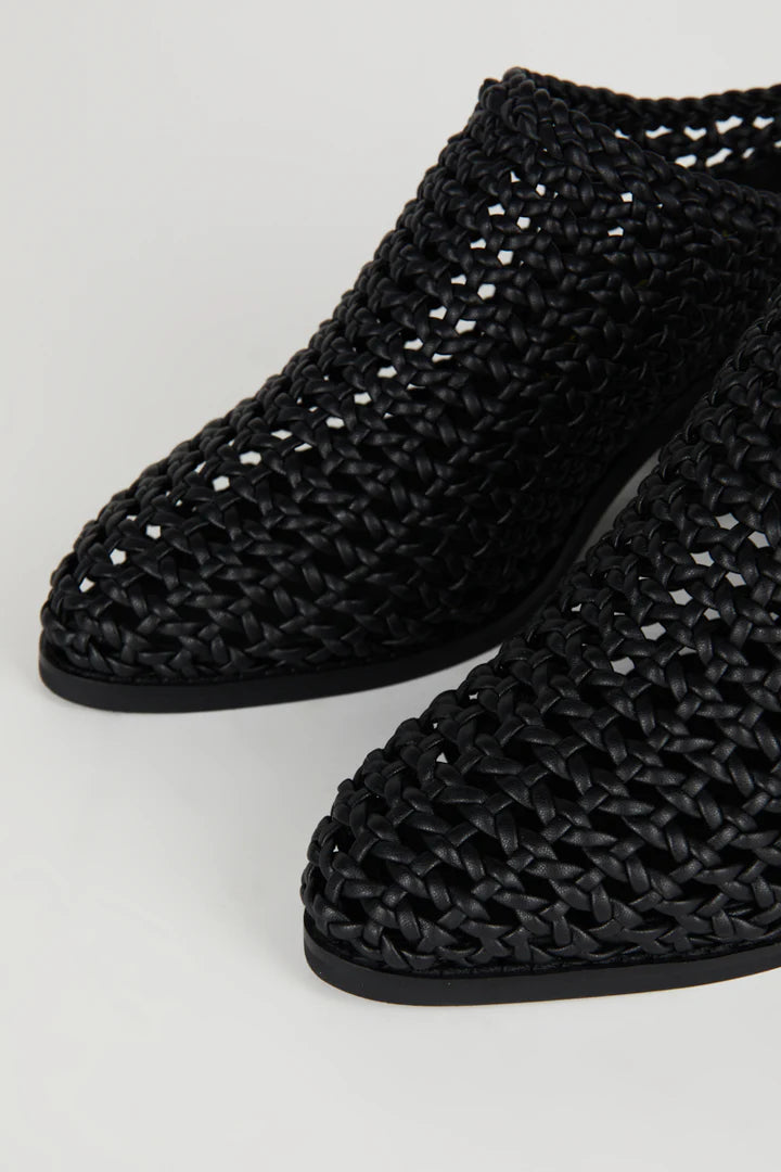 "INTENTIONALLY | Mules "CAPS" - Noir