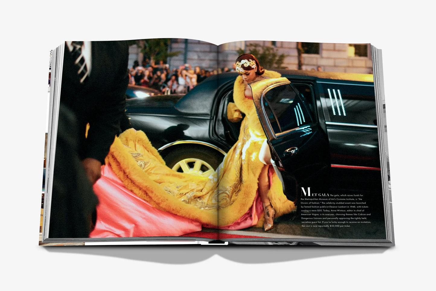 Assouline | Fifth Avenue: 200 Years of Stories and Legends