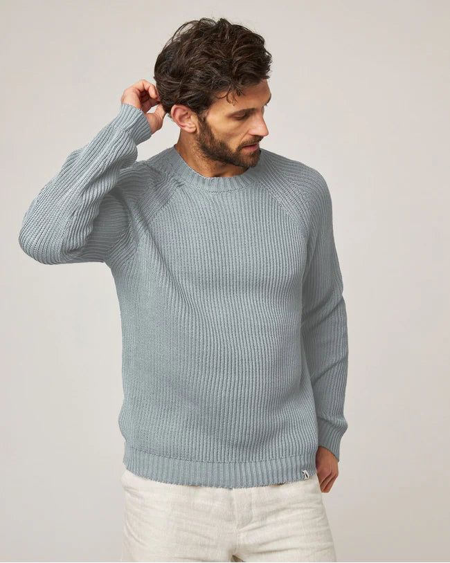 Peregrine | Pull "Harry Crew"- Denim lavé