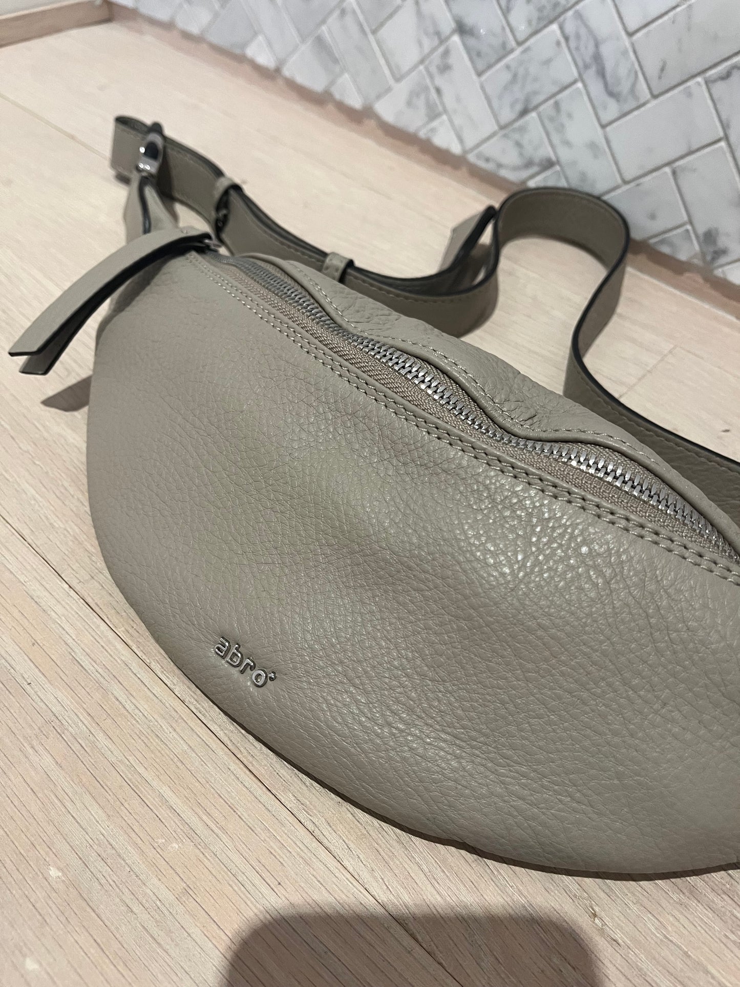 Abro | Sac ceinture "ERIKA" - Taupe