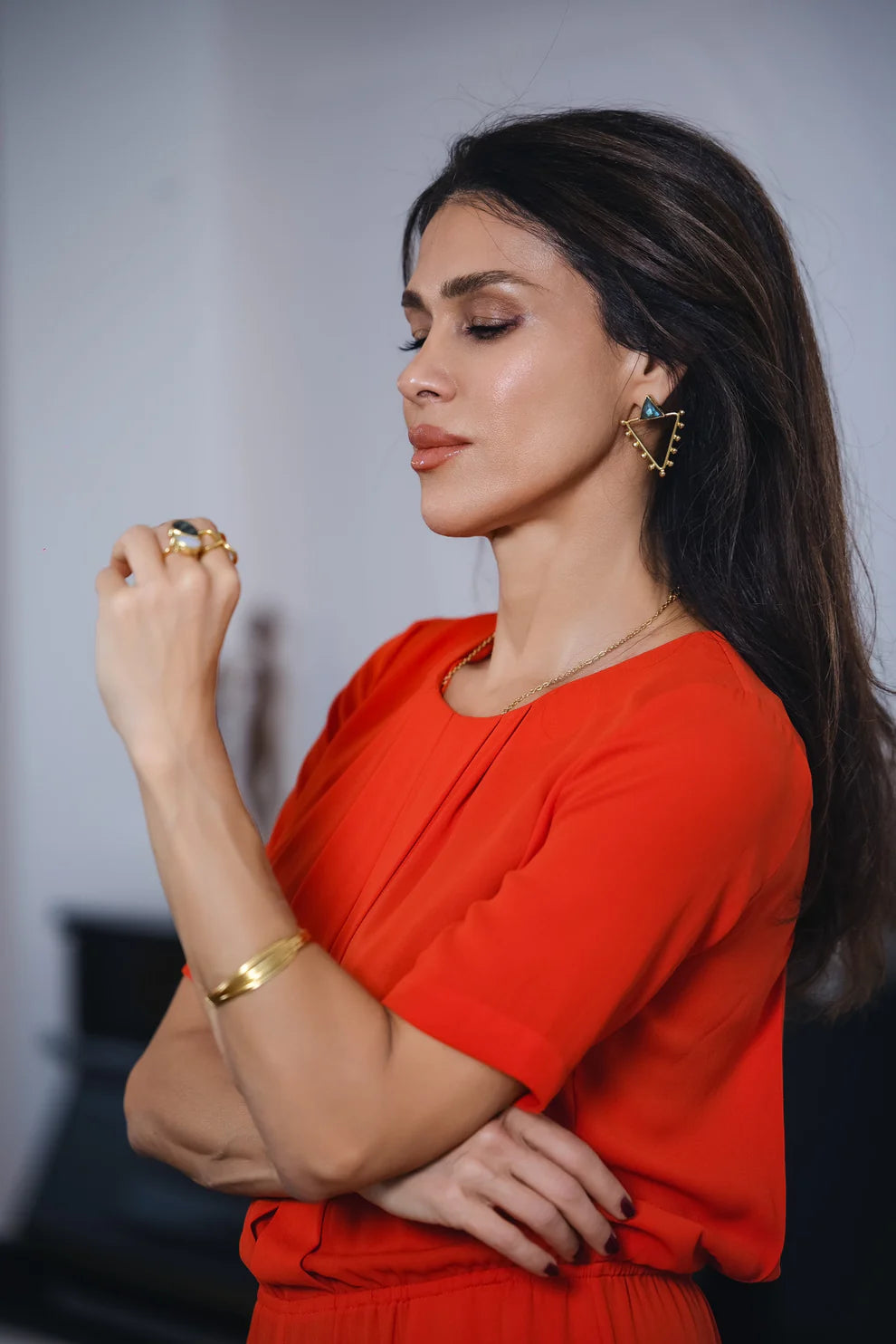 RM KANDY | Boucles d'oreilles triangle "Alaia" - Labradorite pierres semi-précieuses