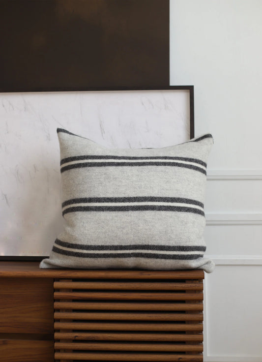 Linen Way | Coussin Uxbridge en laine - Gris et Blanc