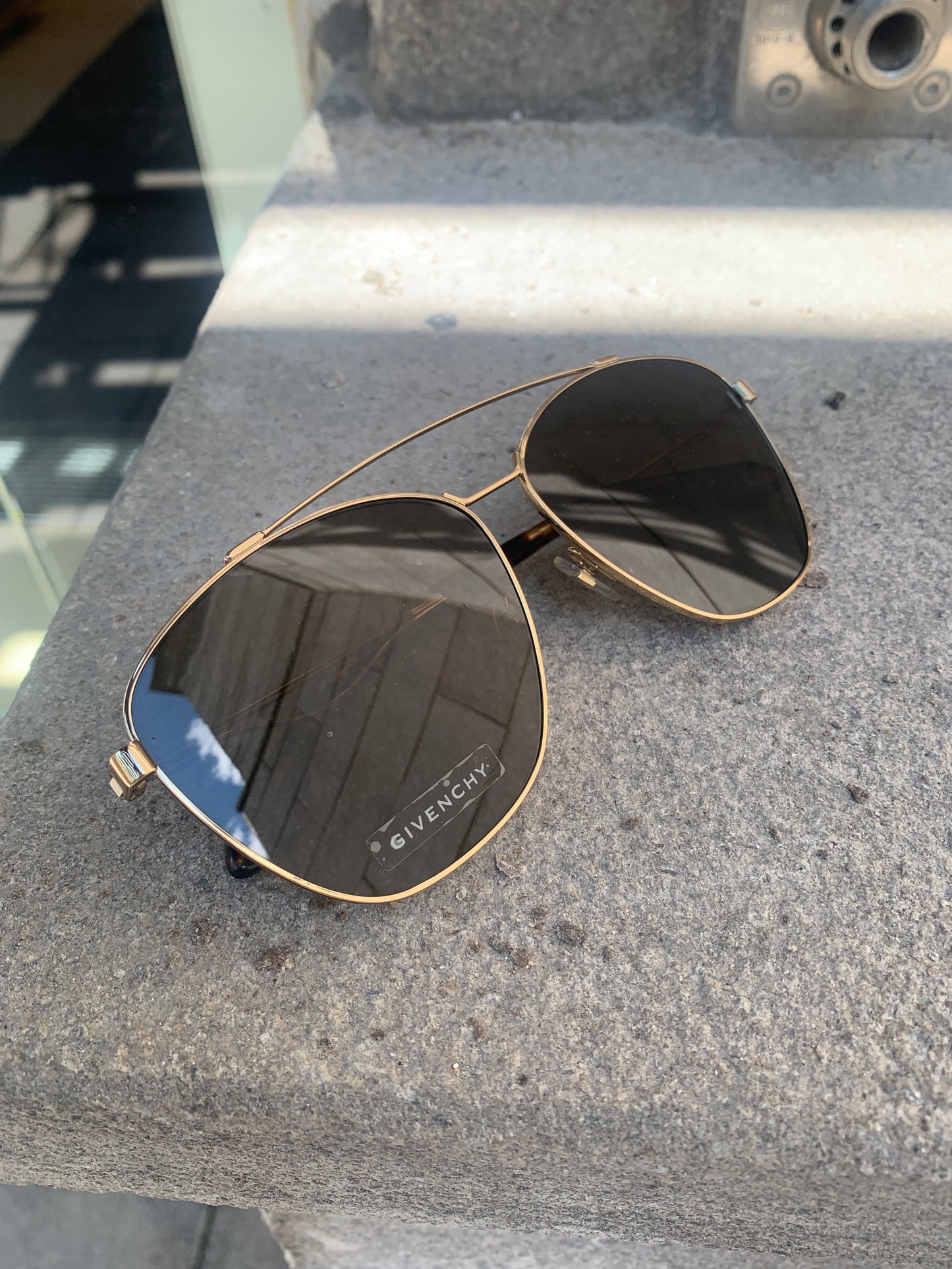 Givenchy | Lunettes de soleil aviateur 7049/S - Monture dorée/ Verres bruns