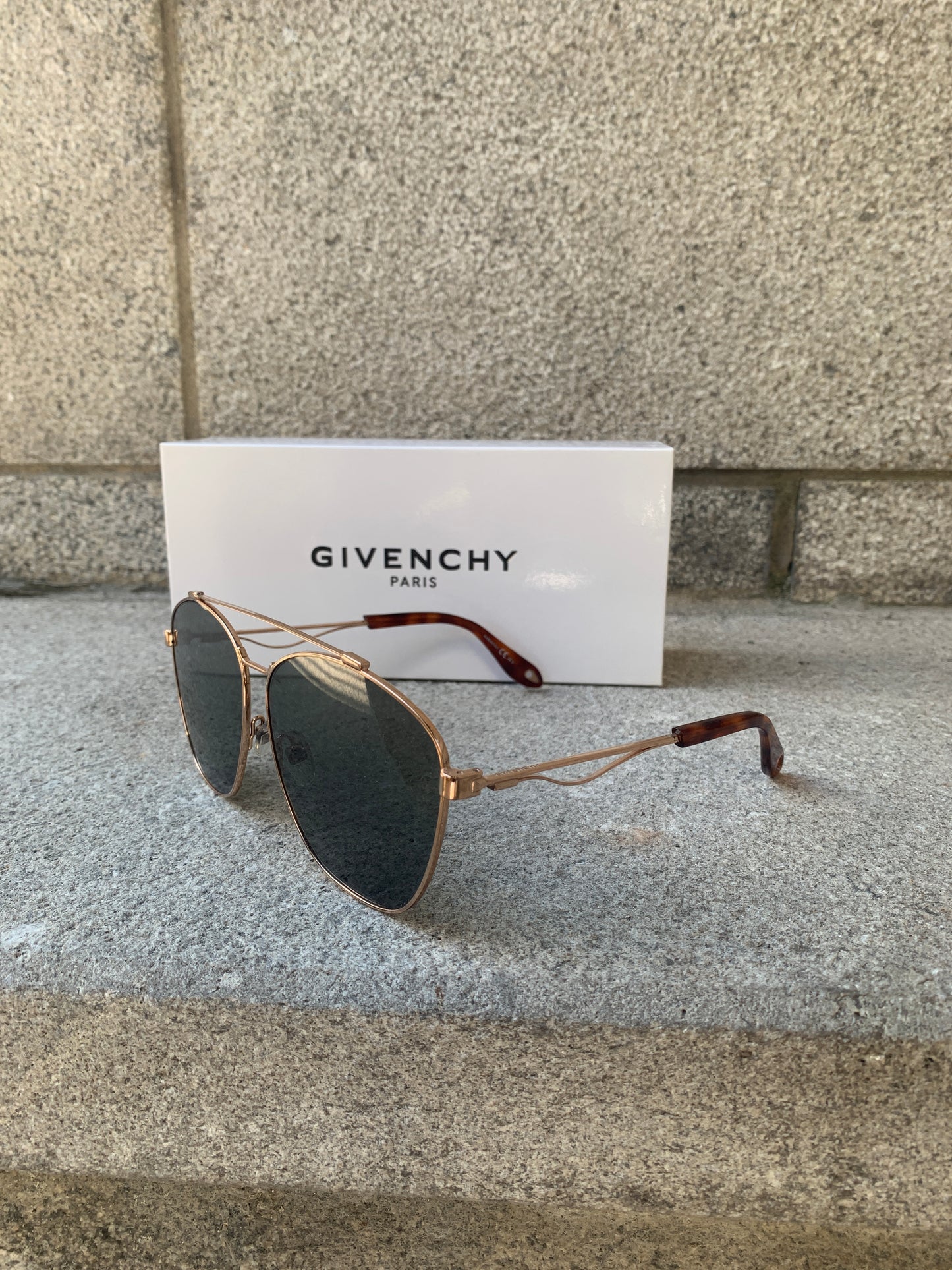 Givenchy | Lunettes de soleil aviateur 7049/S - Monture dorée/ Verres vert