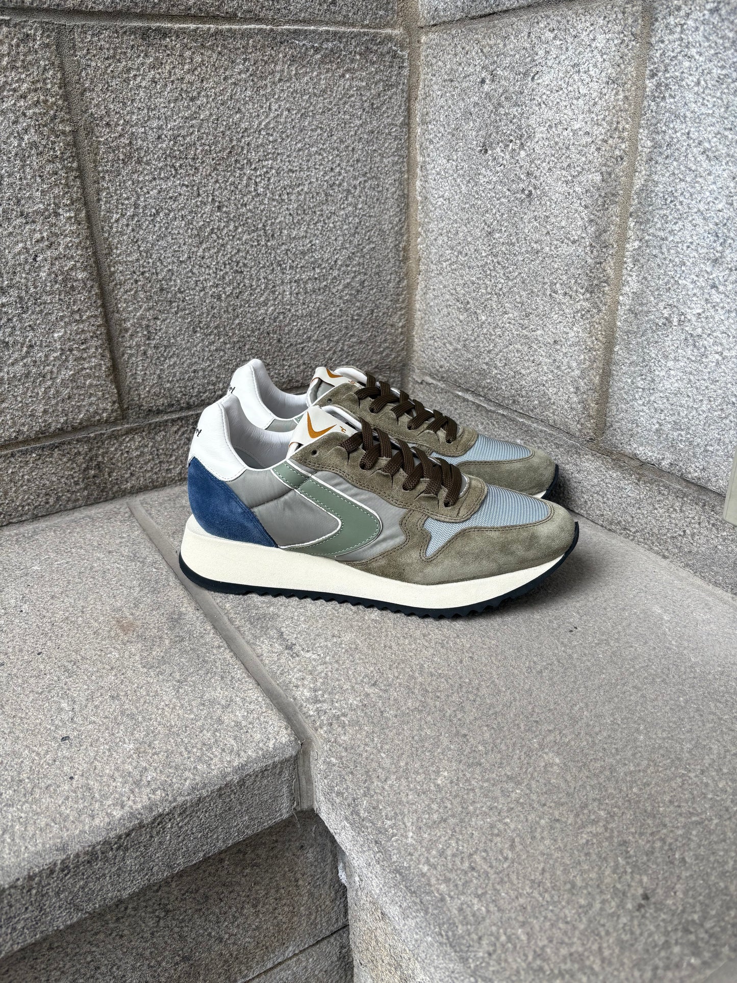 Valsport | Baskets “'Magic Run”' en nylon et maille - Sauge 2638