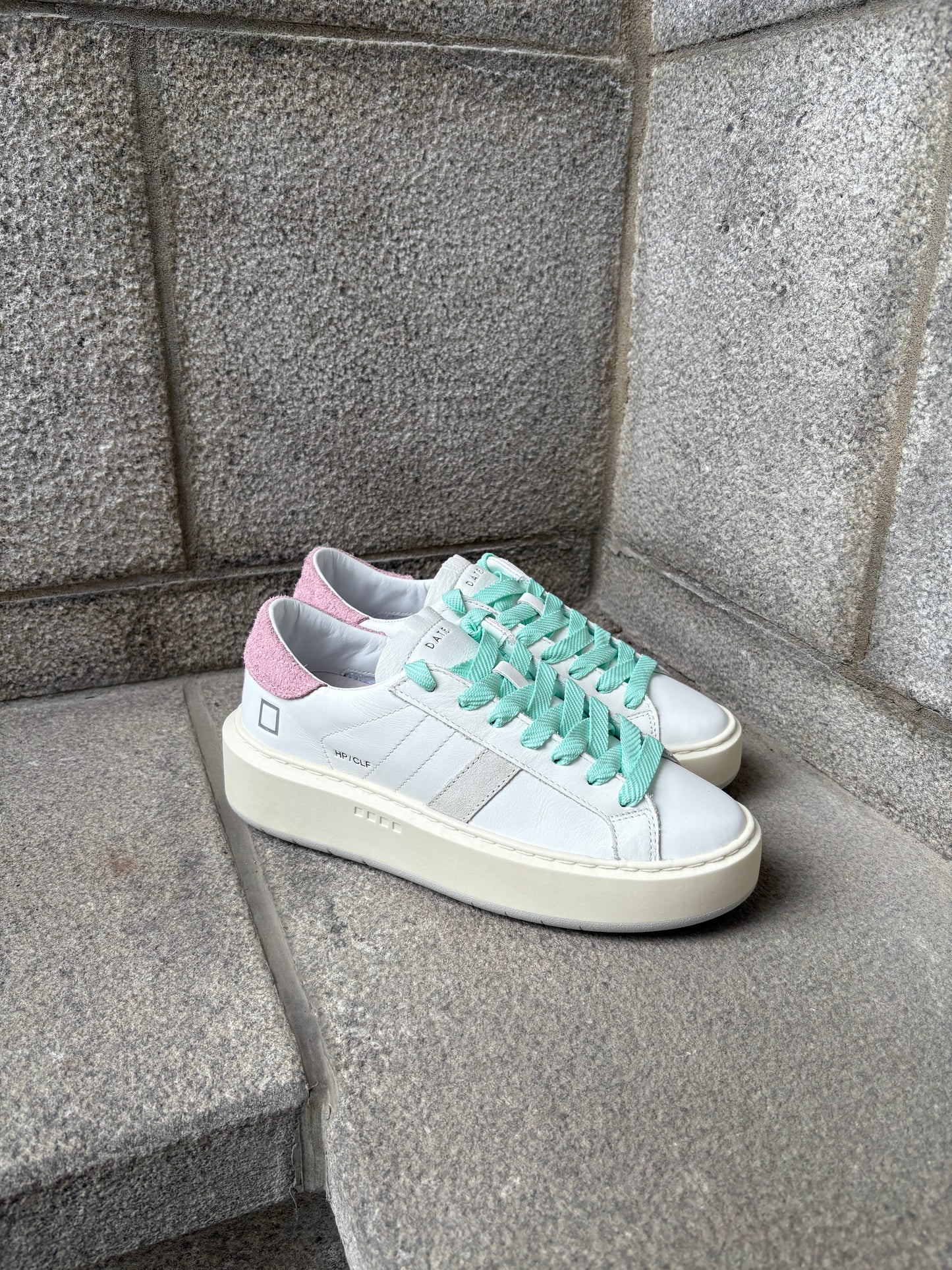 DATE | Baskets en cuir ''Hill Low Platform'' - Blanc / Rose