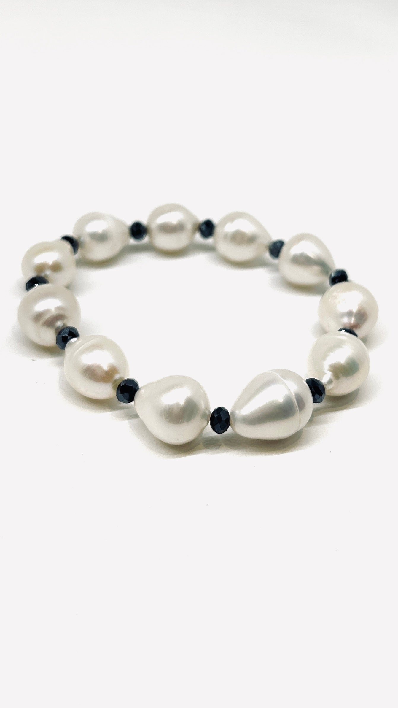 Lola & Paige - Bracelet en perles- Blanches