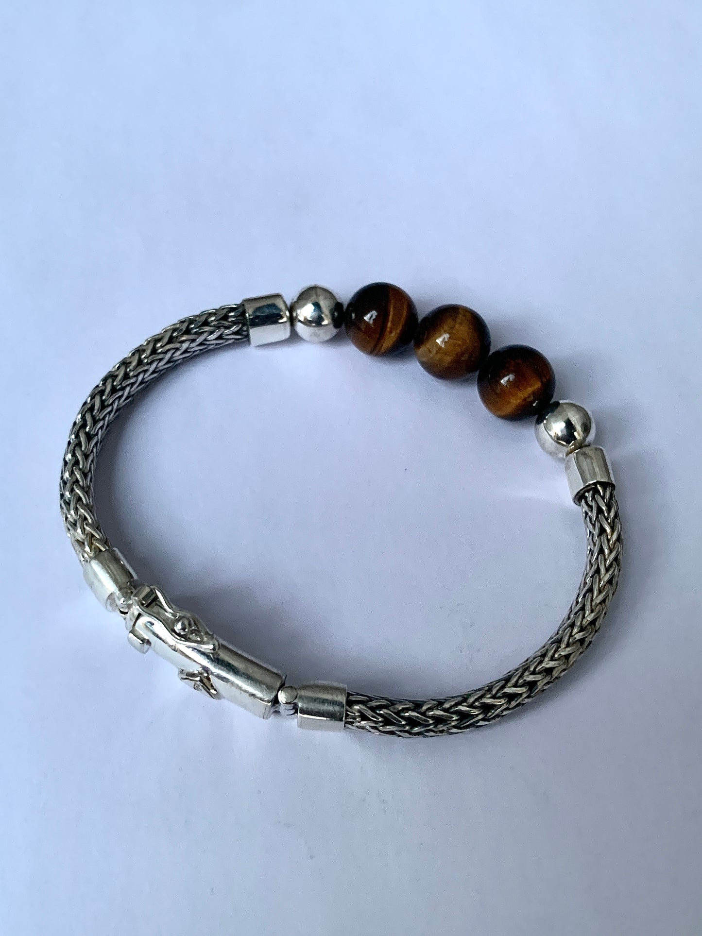 Kemmi | Bracelet de perles Eye de Tigre en chaîne serpent