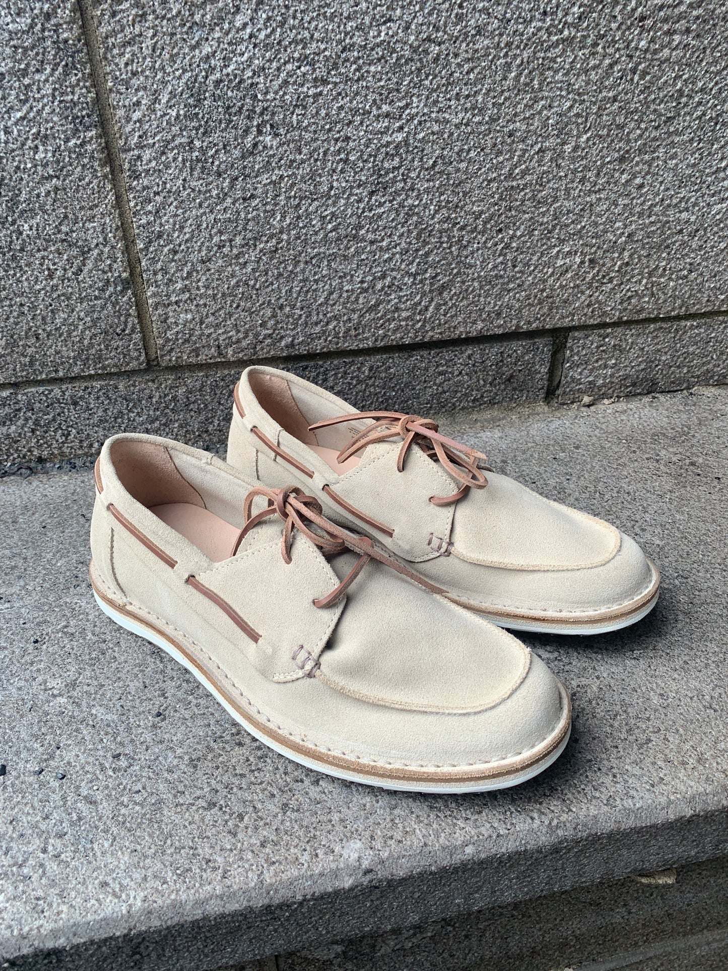 Astorflex | Chaussures bateau en daim ''Dockflex'' - Ecru