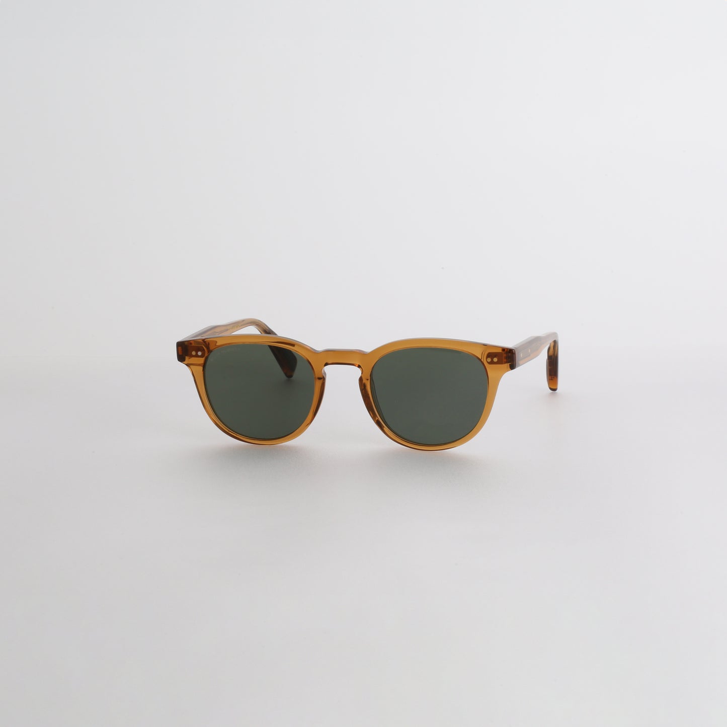 Steve McQueen Eyewear | Les lunettes de soleil ''JOSH'' - Miel