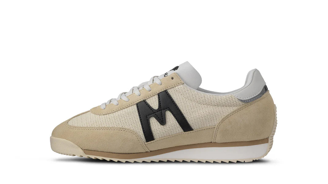 KARHU | Baskets "Mestari 76" - Beige