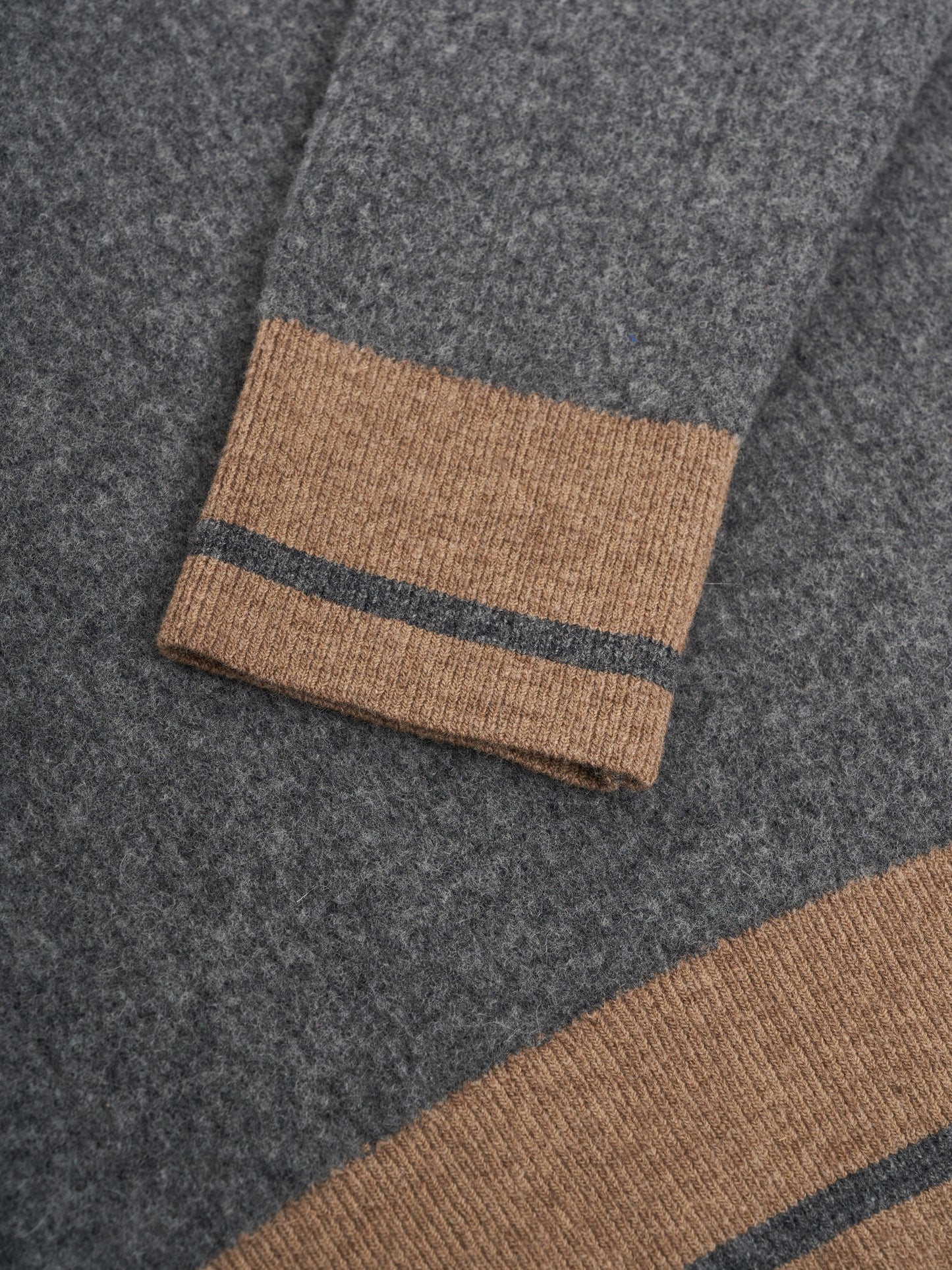 Oliver Spencer | Pull à col en V "Hawes" - Gris Charbon