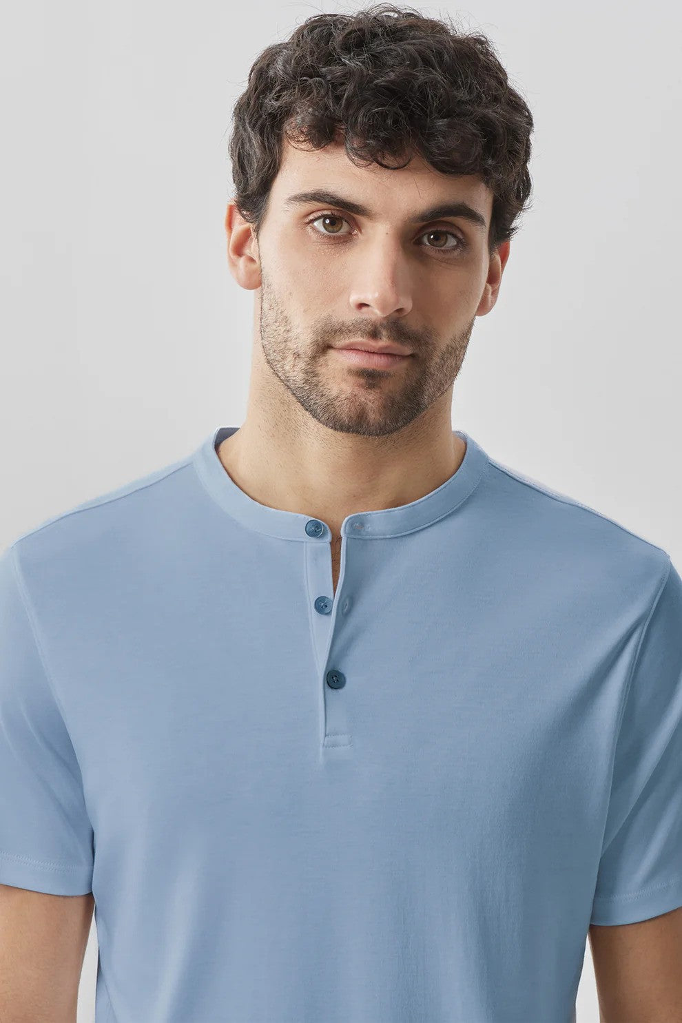 Robert Barakett | Le T-shirt ''Barakett Henley'' - Bleu Douvres