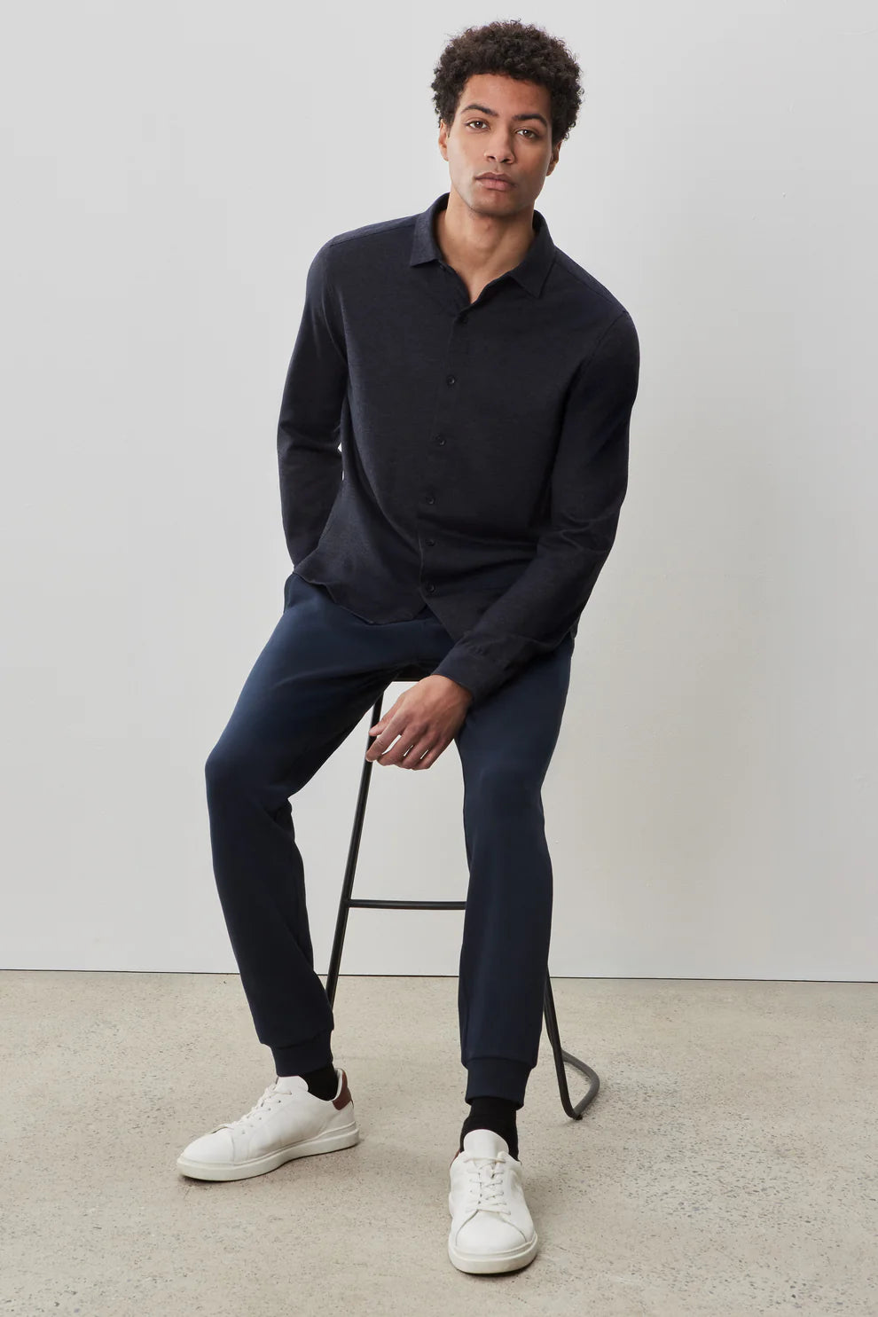 Robert Barakett | Chemise en tricot à manches longues ''Alonzo'' - marine