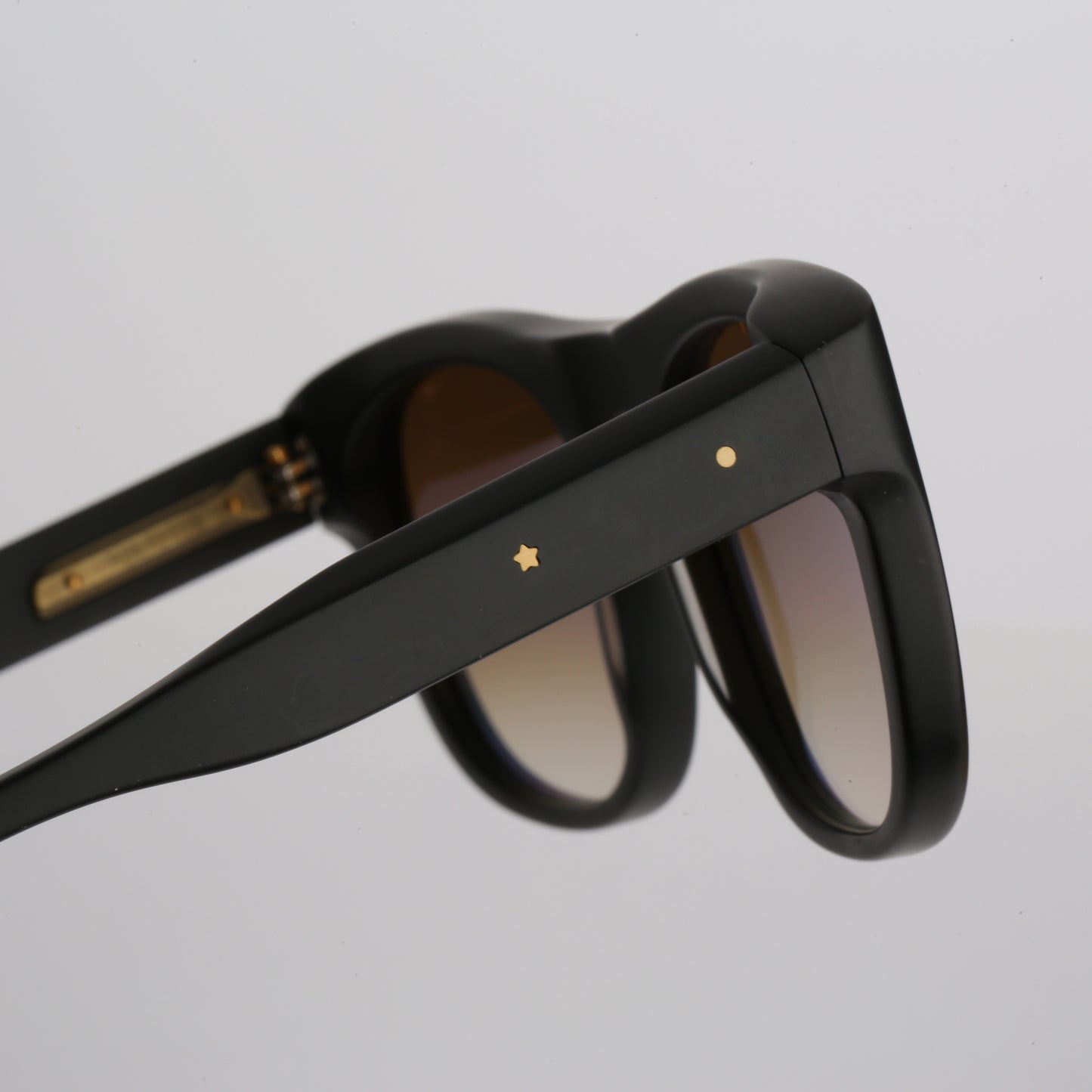Steve McQueen Eyewear | Les lunettes de soleil ''RACE'' - Noir Mat