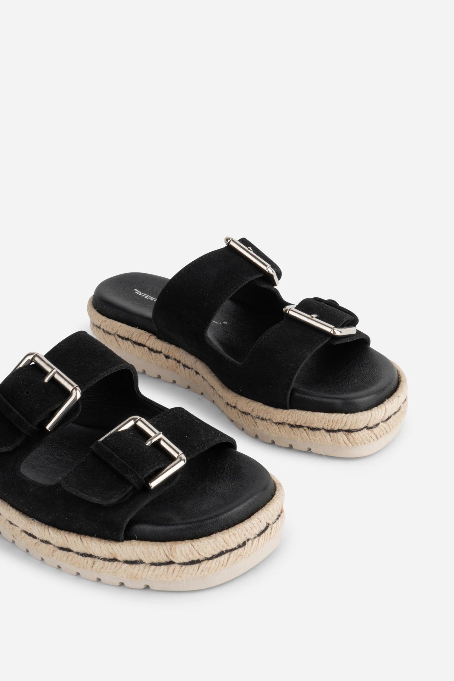 "INTENTIONALLY | Sandales "SIMMER" en daim - Noir