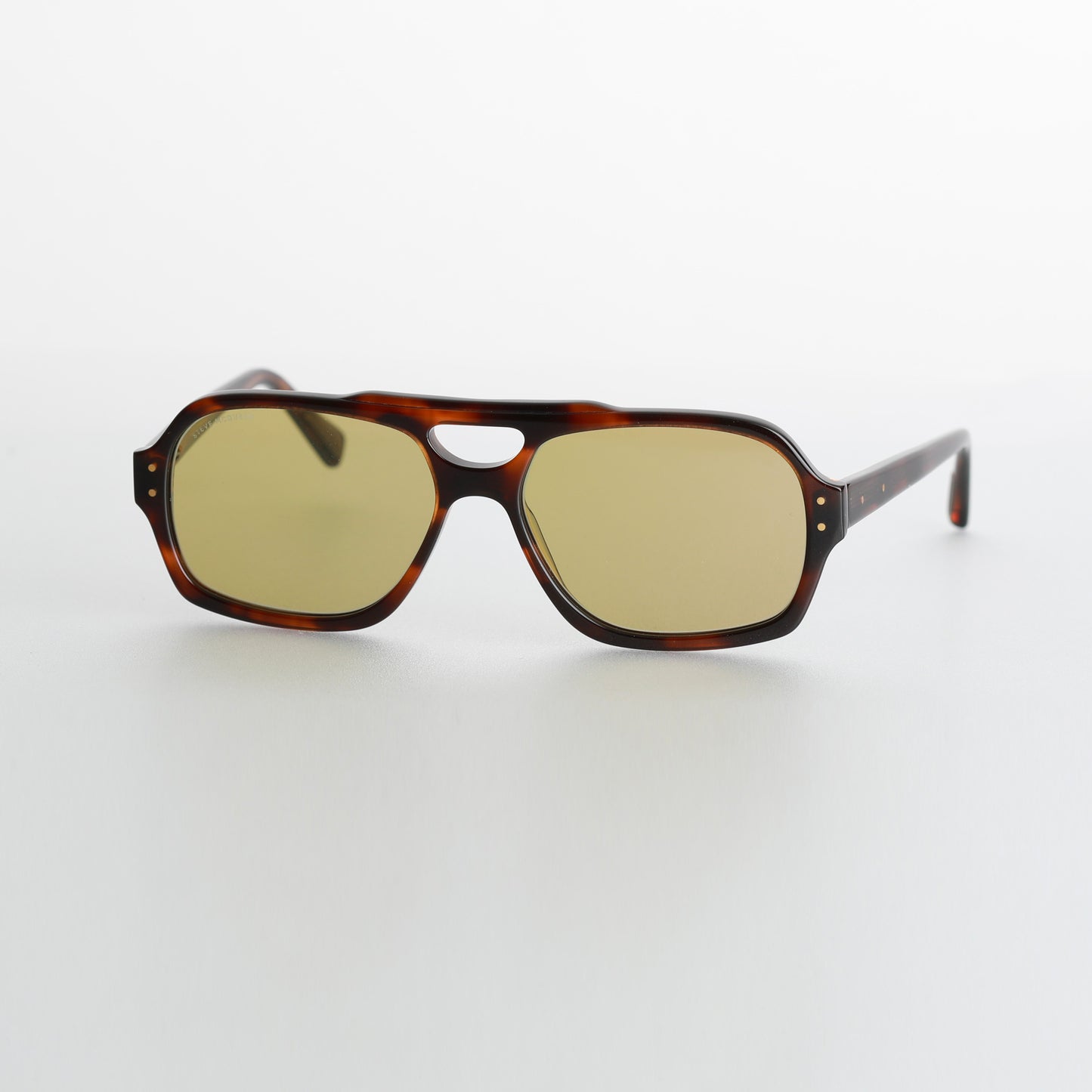 Steve McQueen Eyewear | Les lunettes de soleil ''SEBRING'' - Cola