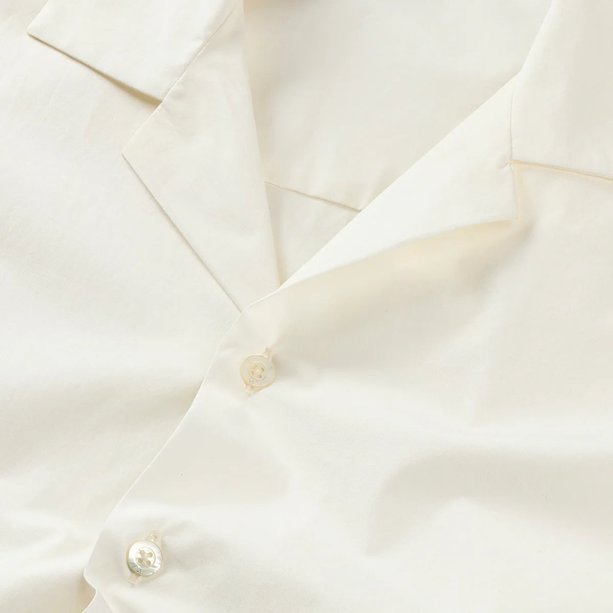 WAHTS | Chemise à col ouvert "WEBB" - Ecru