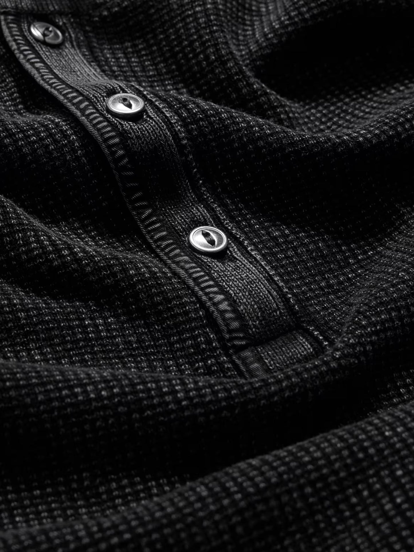John Varvatos | Pull Henley ''Memphis'' à texture gaufrée - Noir