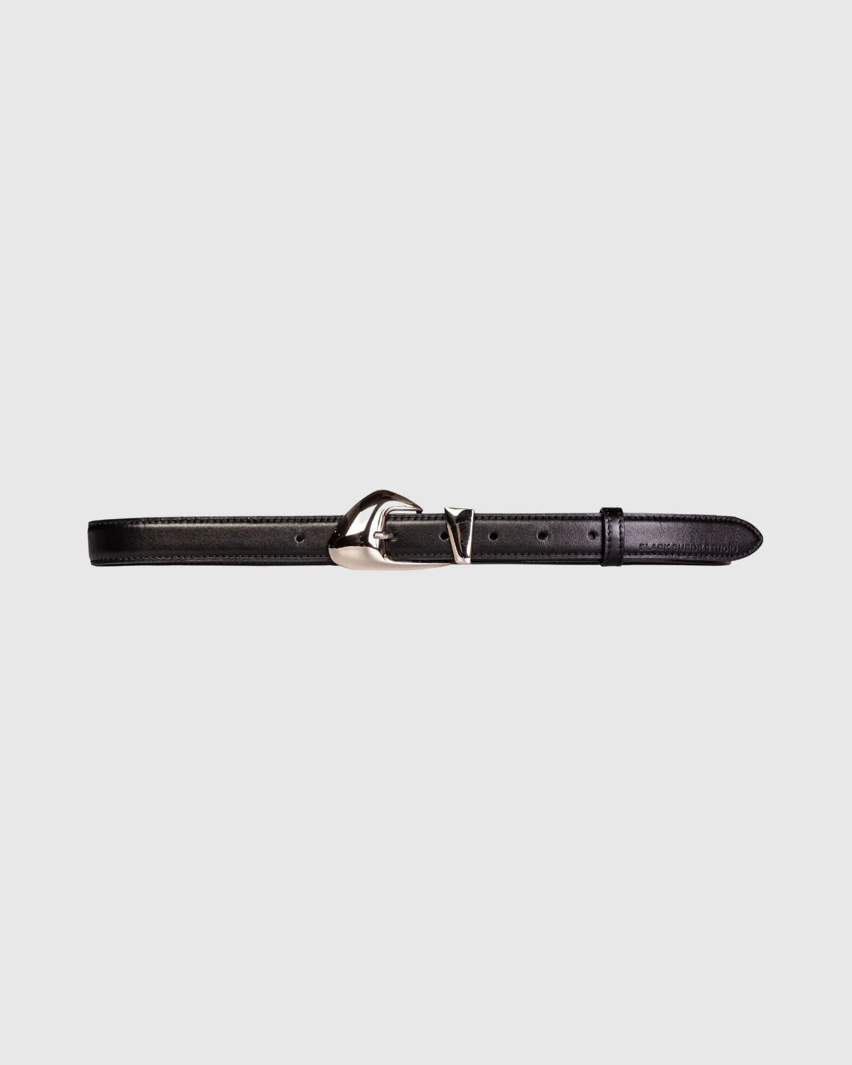 Black Suede Studio | Ceinture en cuir "Slim Arrow Belt" - Noir et Argent