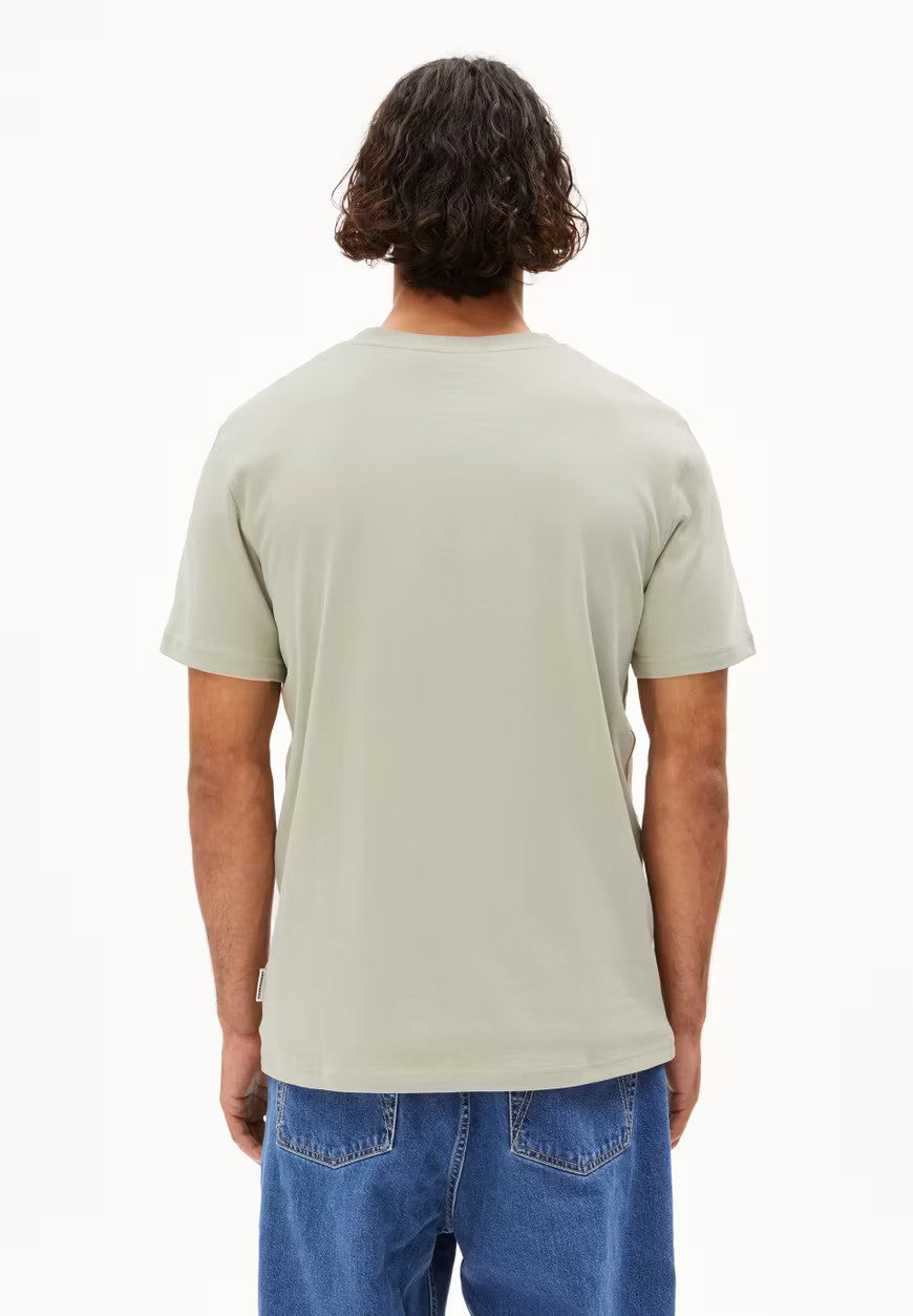 ARMEDANGELS | T-Shirt avec poche "MAARKOS" - Vert sauge