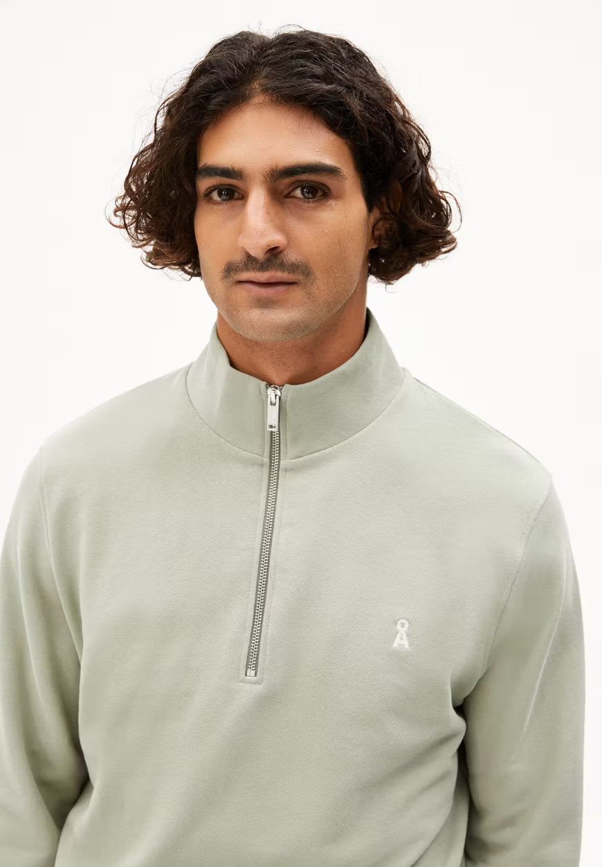 ARMEDANGELS | Sweatshirt demi-zip "WAARLO" - Vert sauge