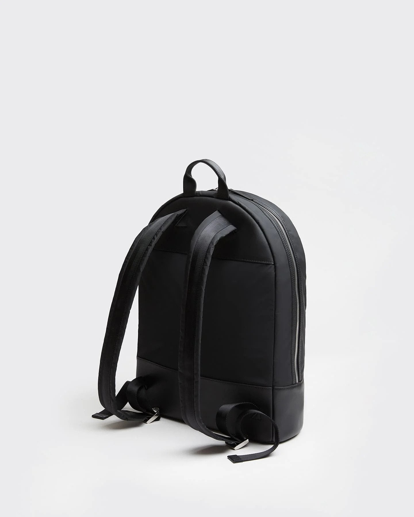 WANT Les Essentiels - Sac à dos Kastrup 2.0 en nylon recyclé - Noir