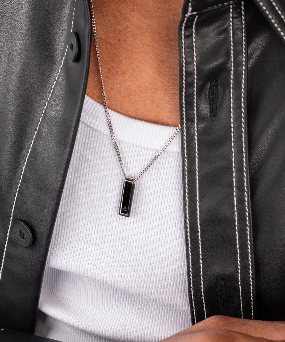 Pig & Hen | Le collier Monolithe - Agate noire / Argent