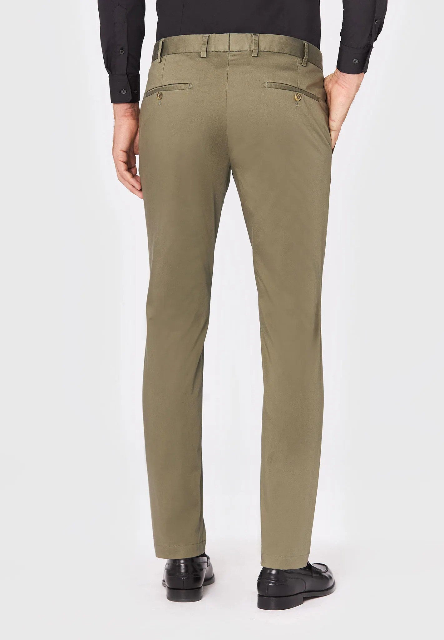 HILTL | Le chino slim fit en coton ''Tilo Supima 365'' - Olive