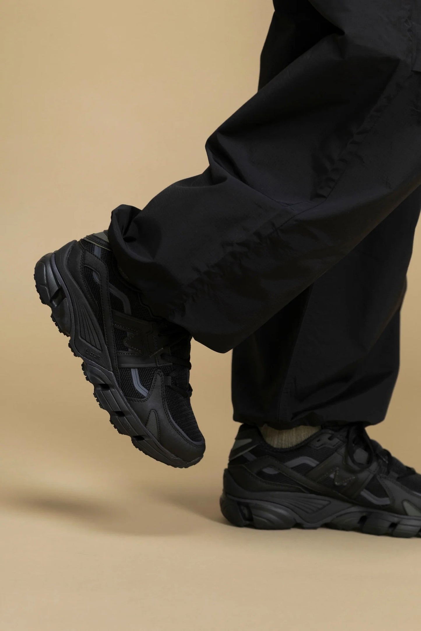 Karhu | Les baskets ''Super Fulcrum'' - Noir / Noir