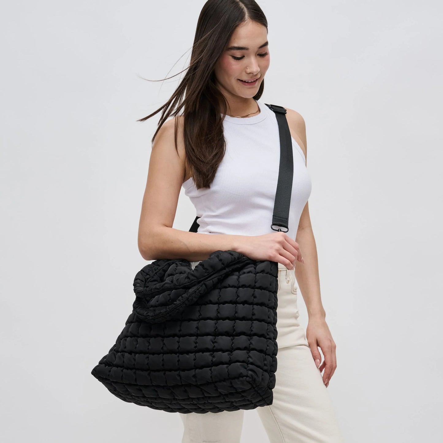 Sol & Selene | Fourre-tout "Elevate Hobo" - Noir