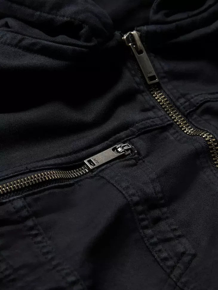 John Varvatos | La veste en jean stretch à capuche ''Scott'' - Noir