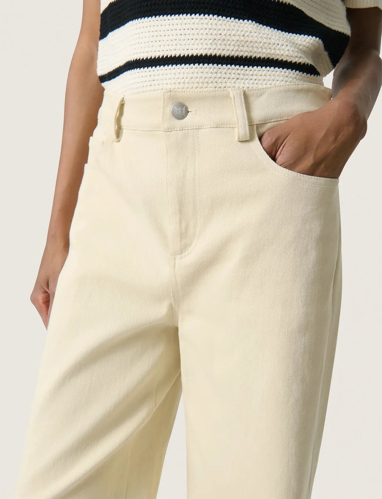 SOAKED IN LUXURY | Pantalon à jambes larges Sandja - Couleur sable