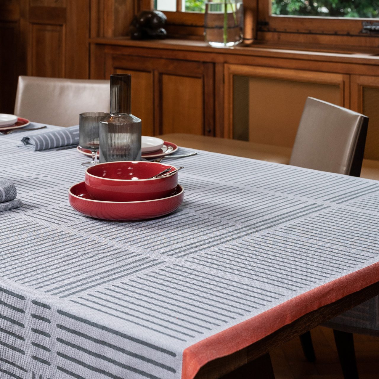 TISSAGE MOUTET - NAPPE DE TABLE "FATXADA" - GRIS