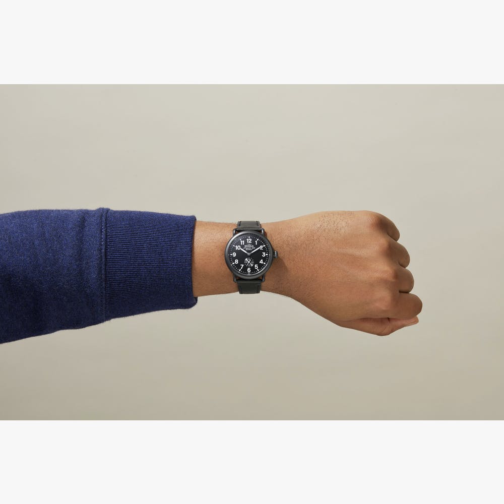 Shinola watch THE RUNWELL 41mm in Gunmetal