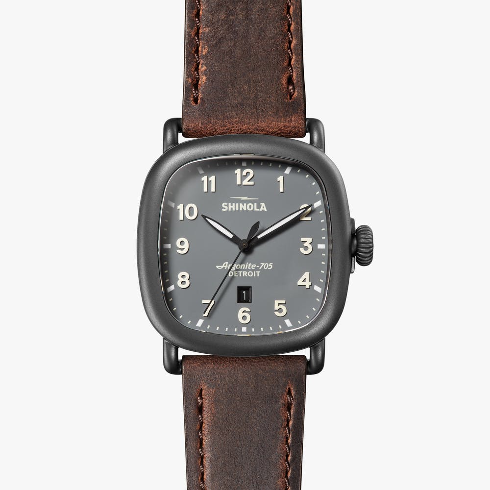 MONTRE SHINOLA GUARDIAN 41.5mm EN GUNPOWDER