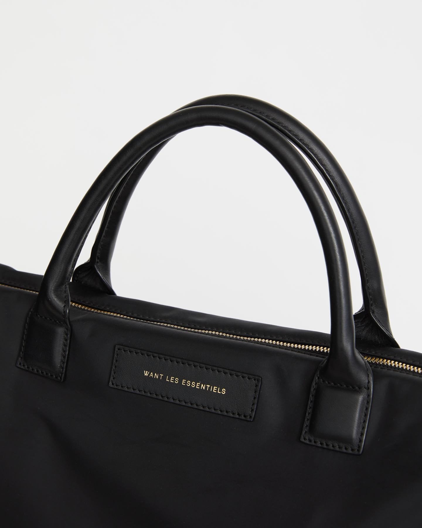 WANT Les Essentiels - Sac à main en nylon italien O'Hare 2.0 - Noir