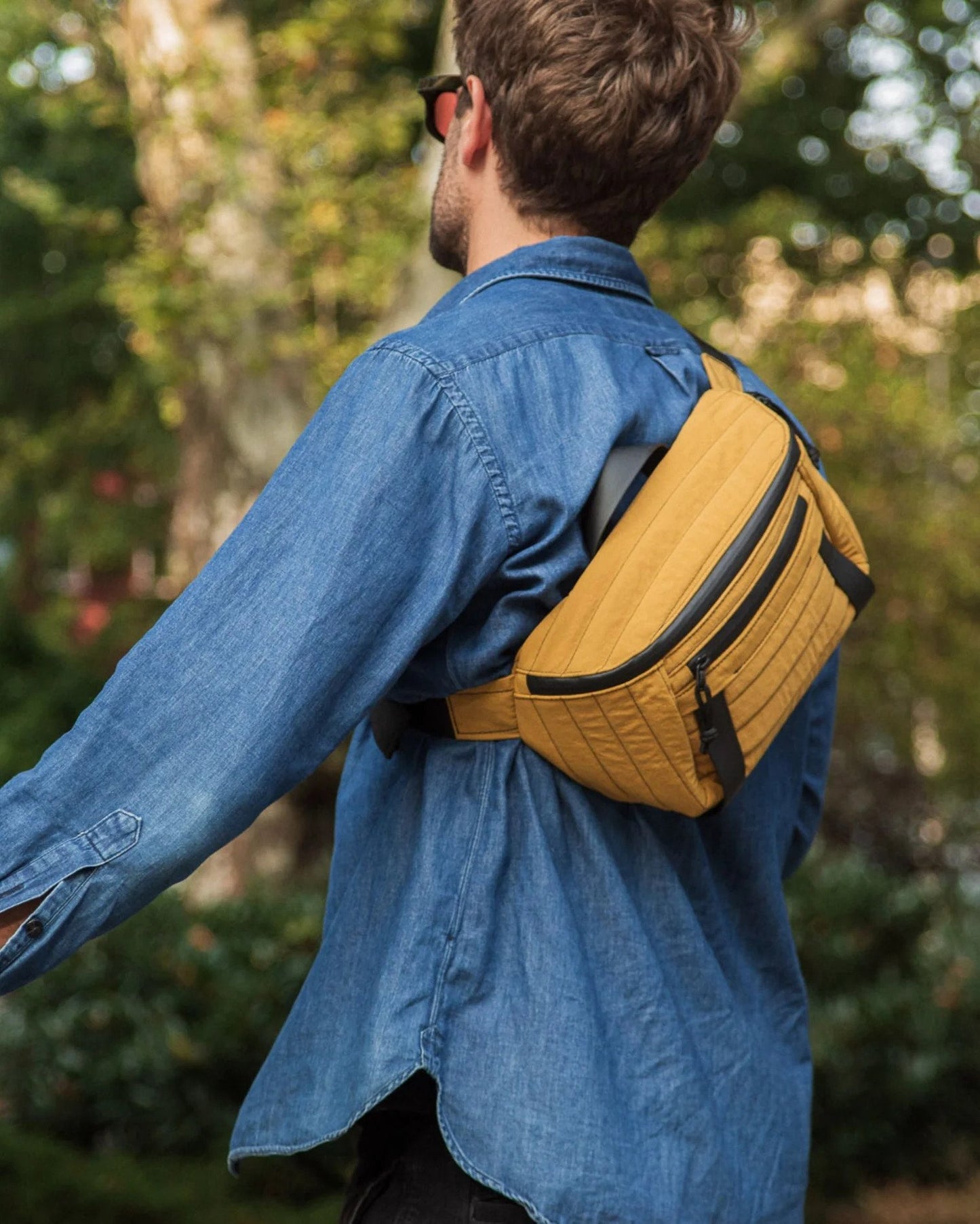 Craighill - The Arris shoulder bag - color Goldenrod