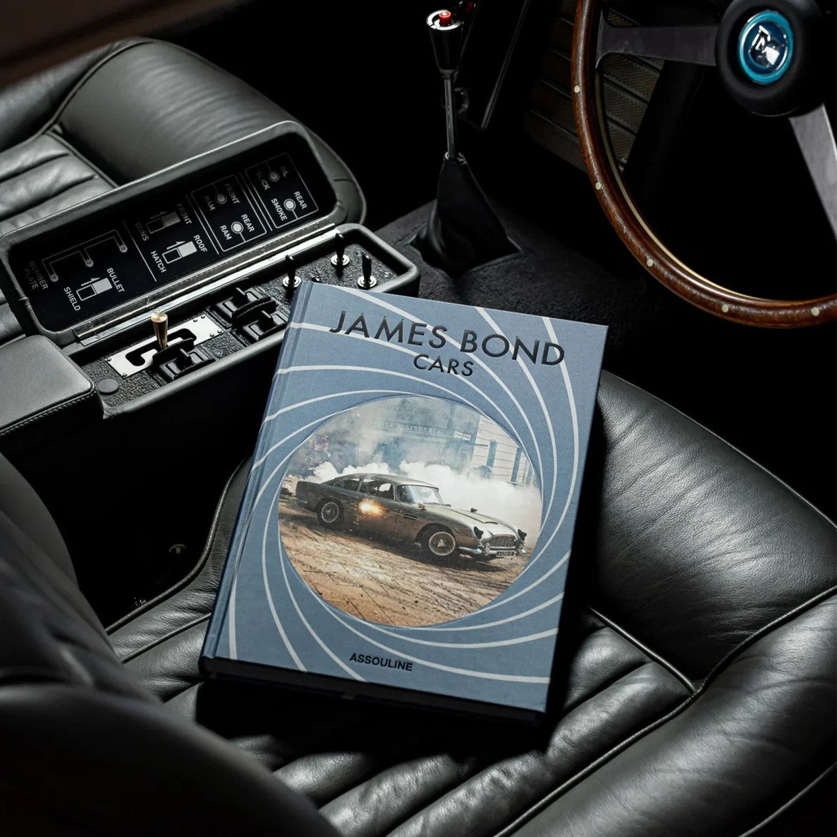 Assouline | James Bond cars